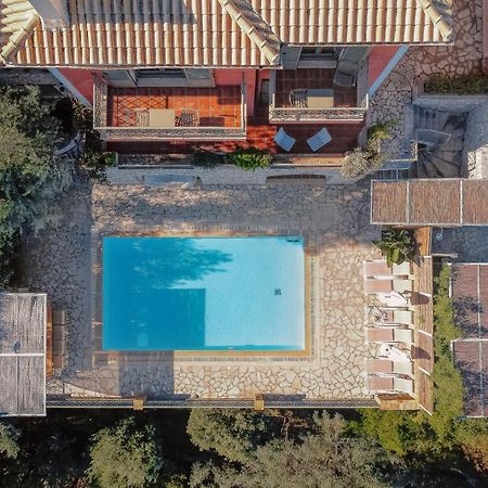 Diodati Villas Nikiana Extérieur photo